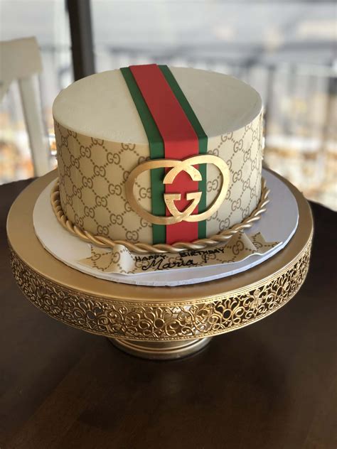 gucci cakes for ladies|Gucci birthday cakes.